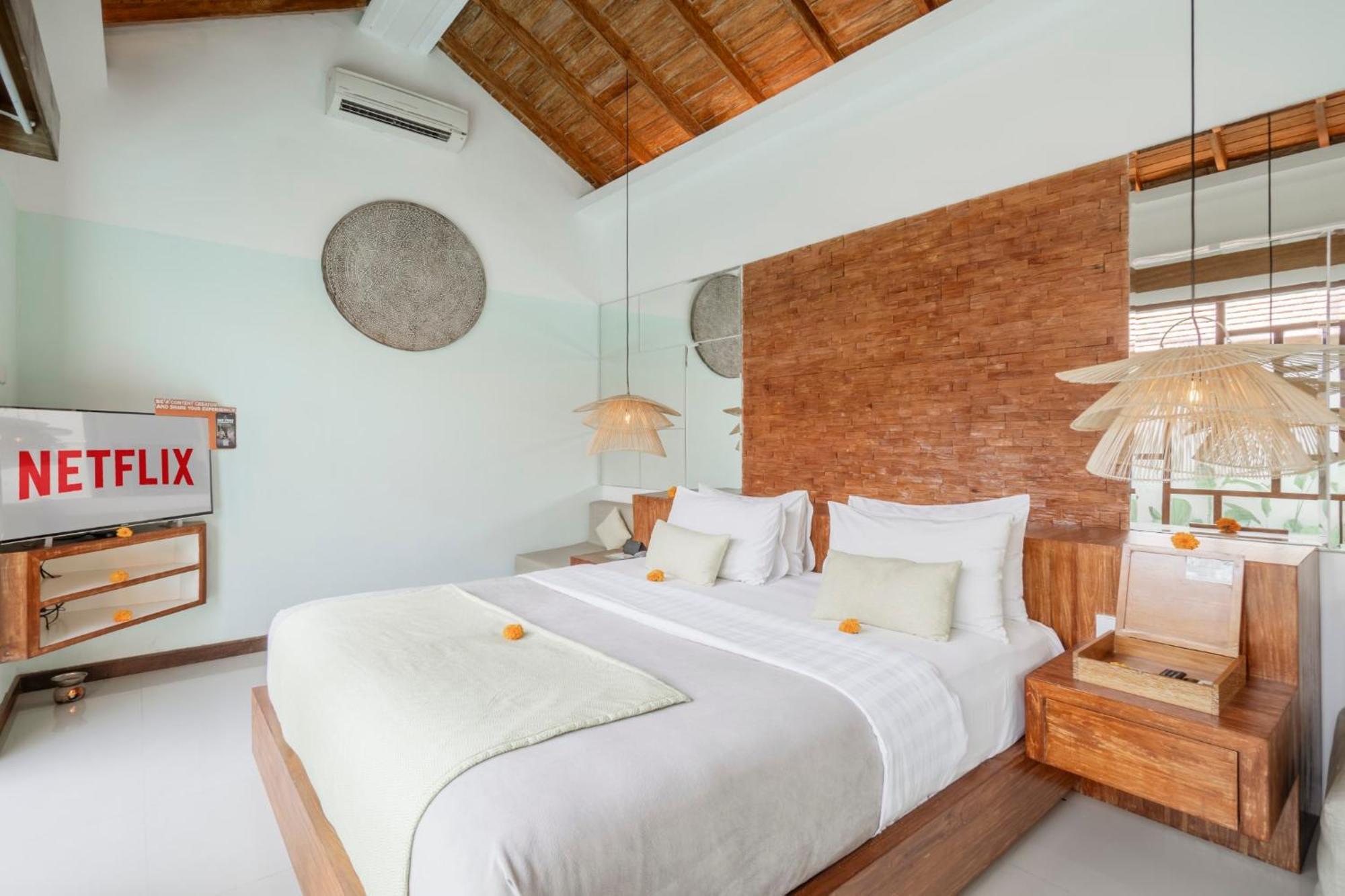 Manca Villa Canggu By Ini Vie Hospitality Exterior photo